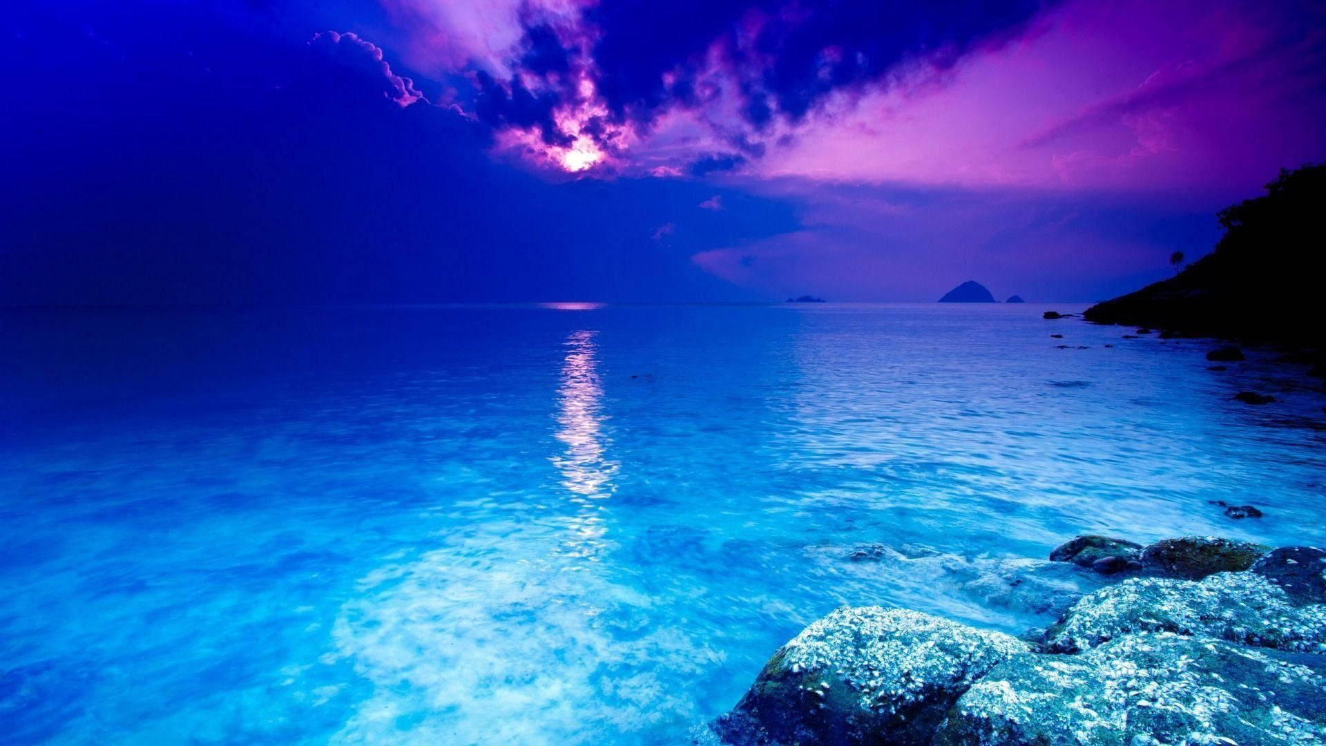 Blue And Purple Aesthetic Ocean Background