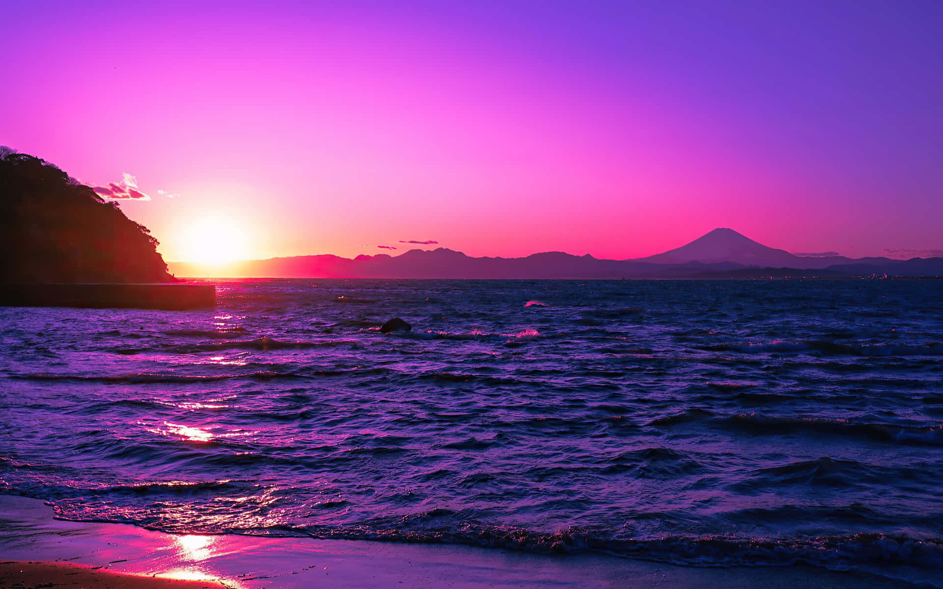 Blue And Purple Sunset With The Sun Shining Background