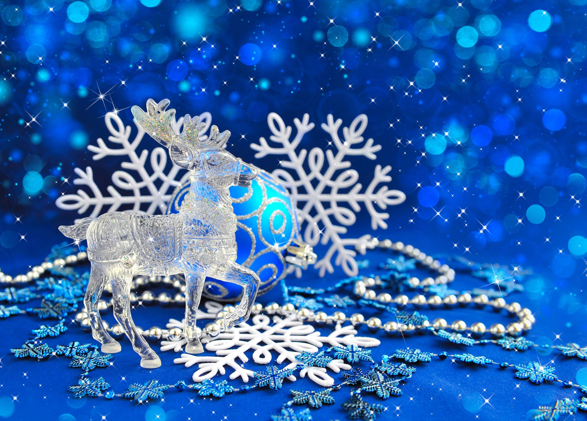 Blue And White Christmas Theme Background