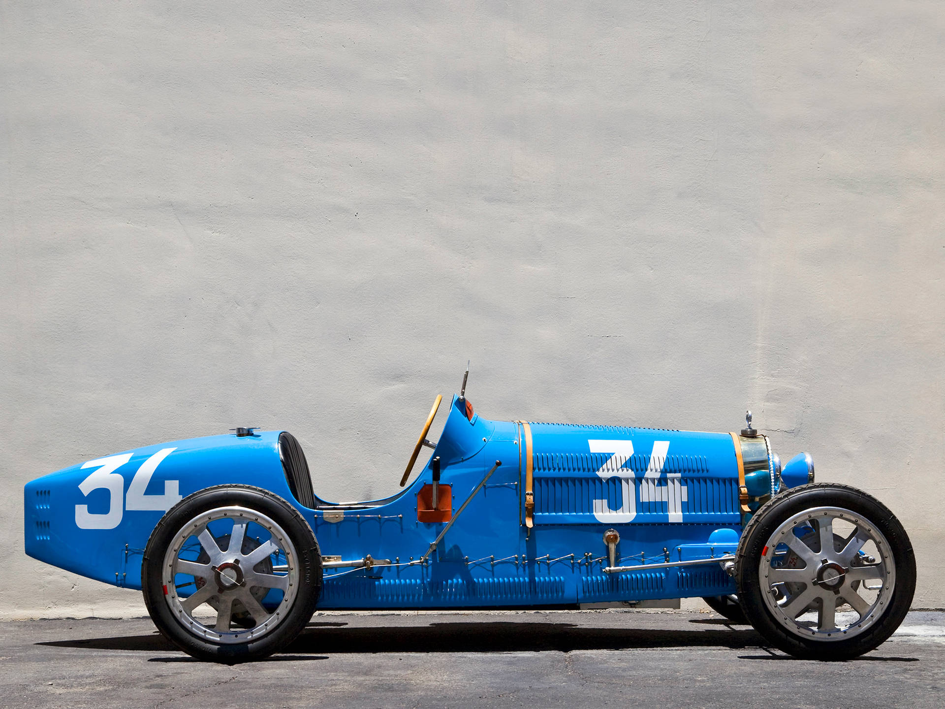 Blue Bugatti Type 35 Side Iphone Background