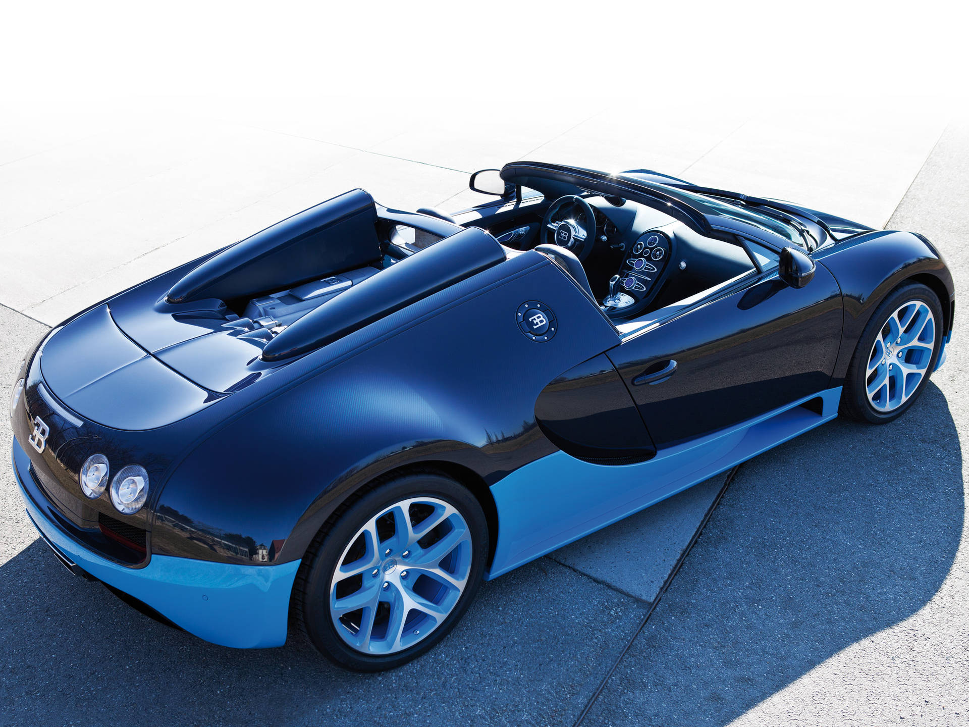 Blue Bugatti Veyron Iphone