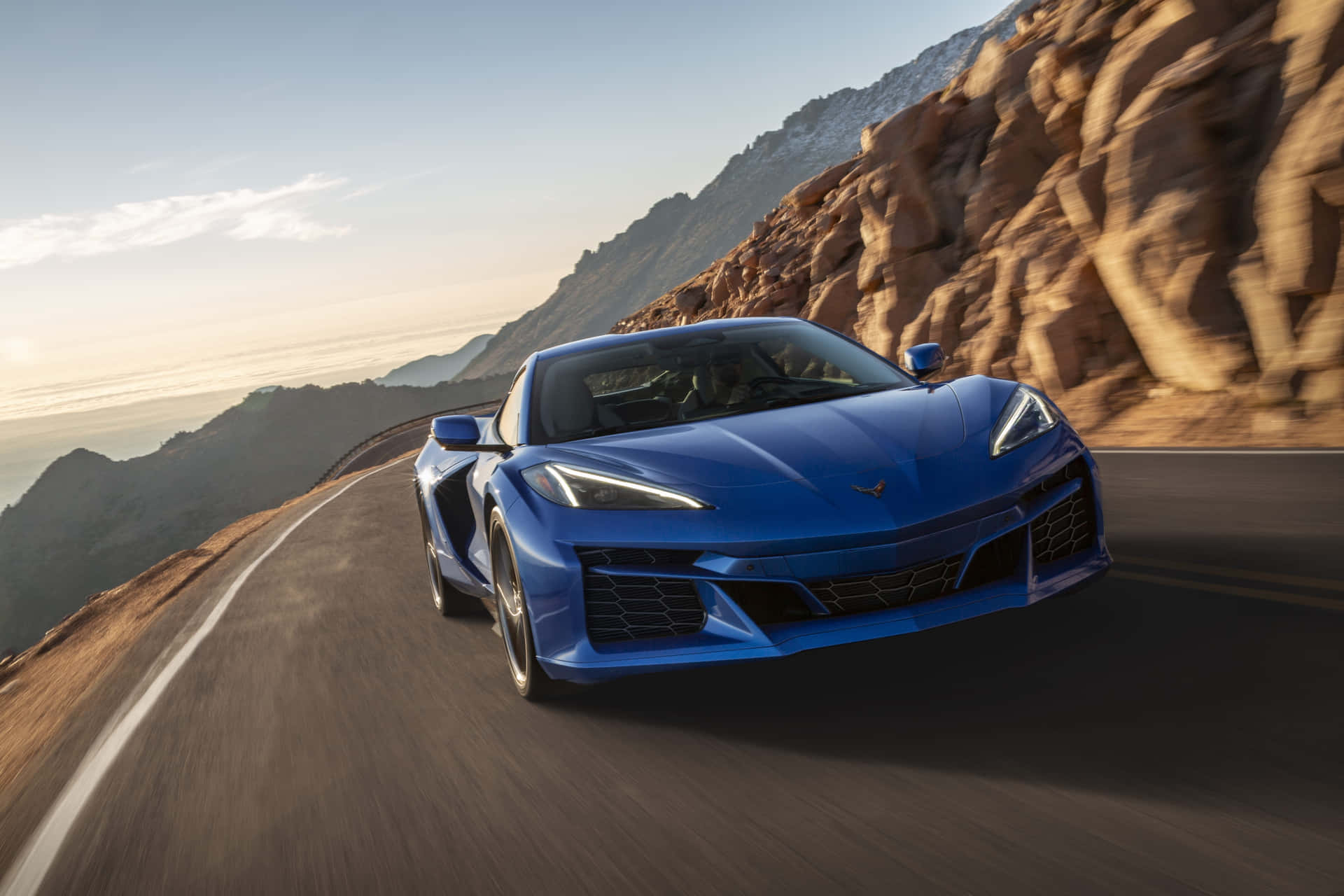 Blue Corvette C8 Mountain Road Dynamic Drive Background