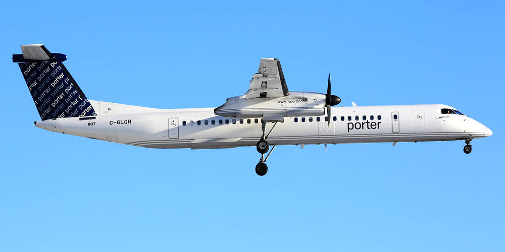 Blue E195-e2 Porter Airlines Background