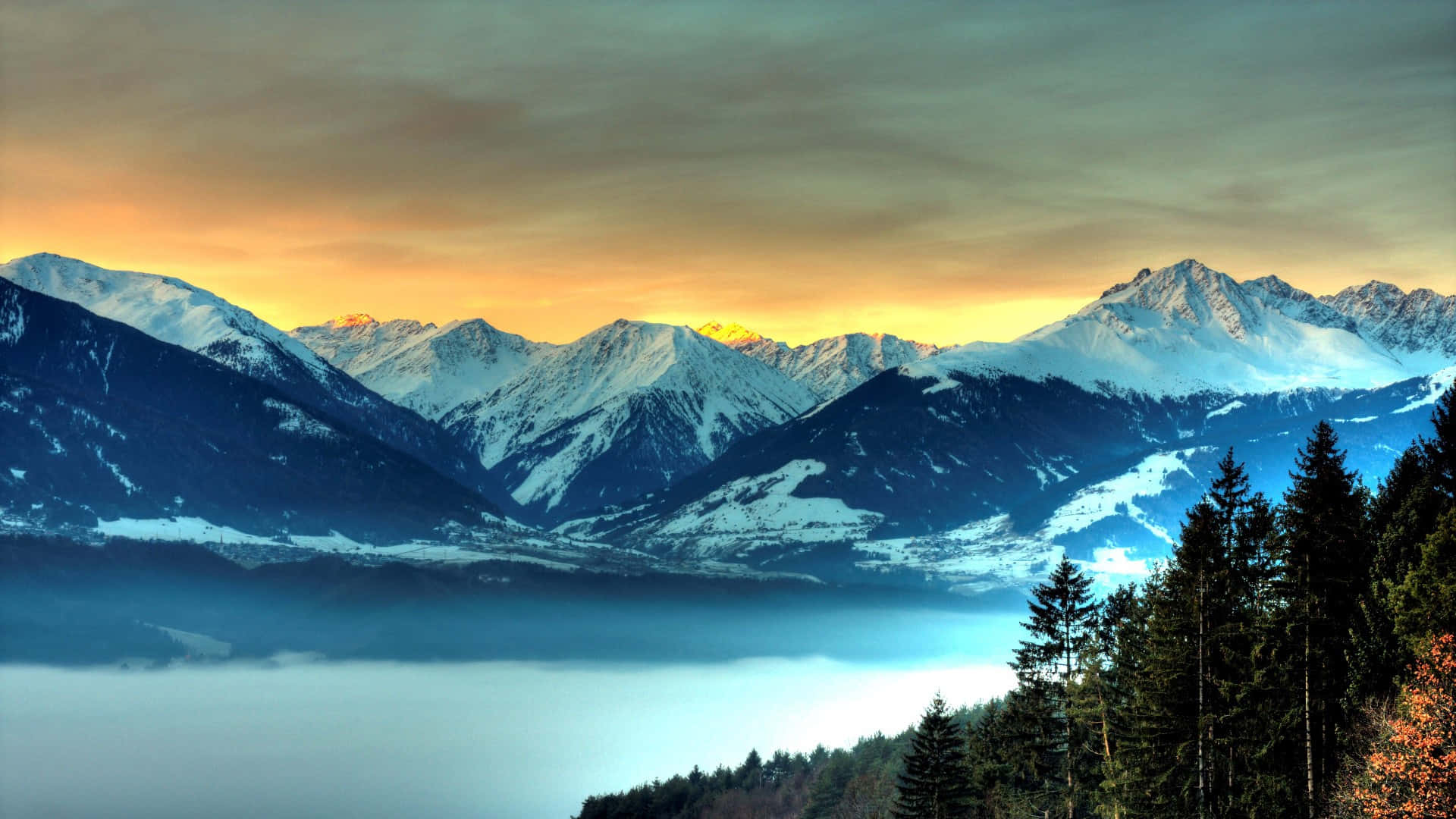 Blue Mountain Lake View Background