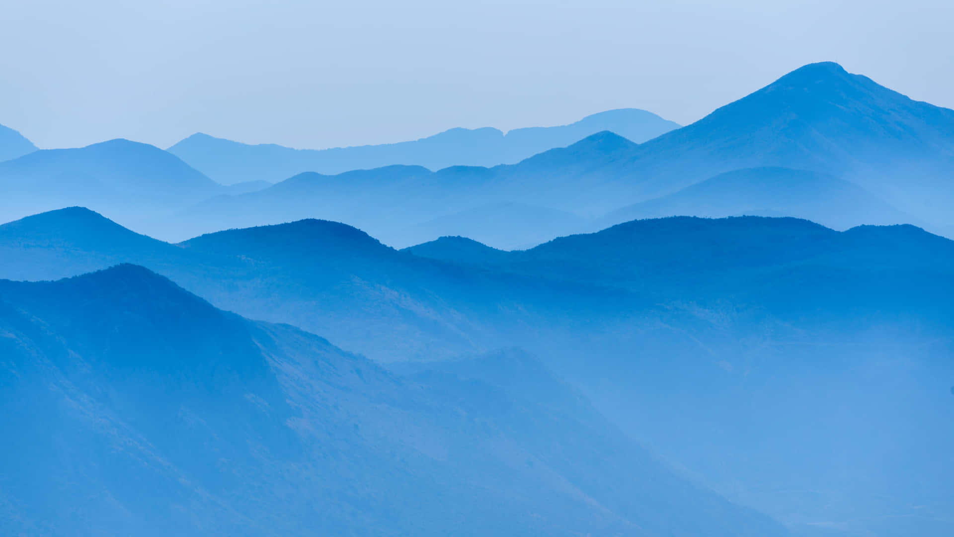 Blue Mountain Range Background