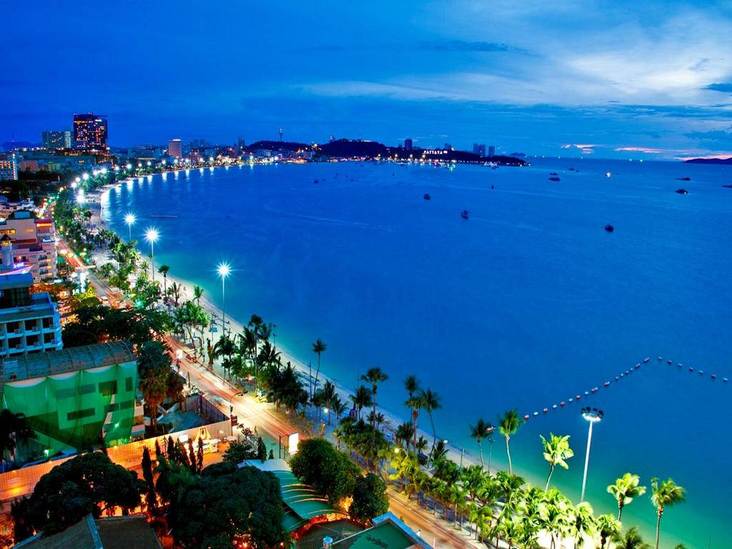 Blue Pattaya Sea At Night Background