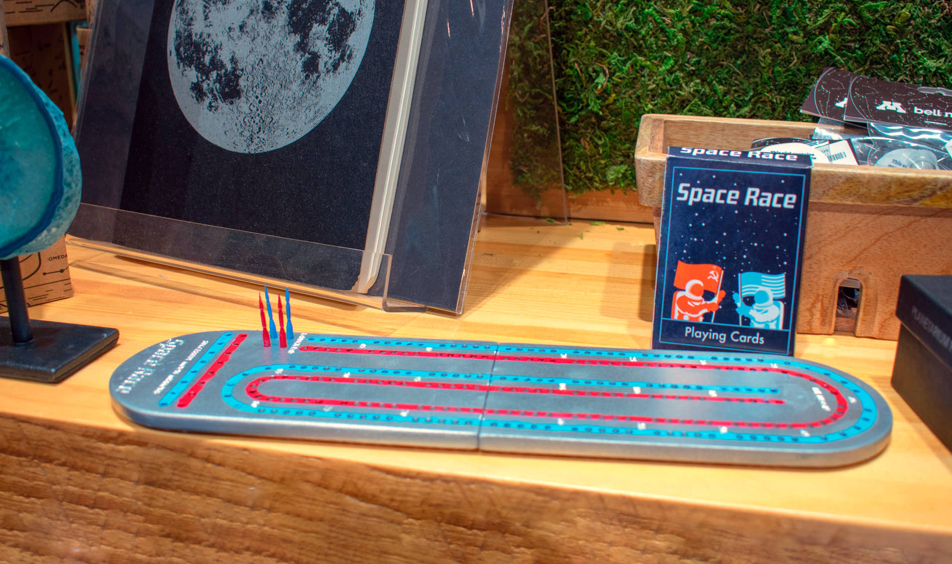 Blue Red Cribbage Board