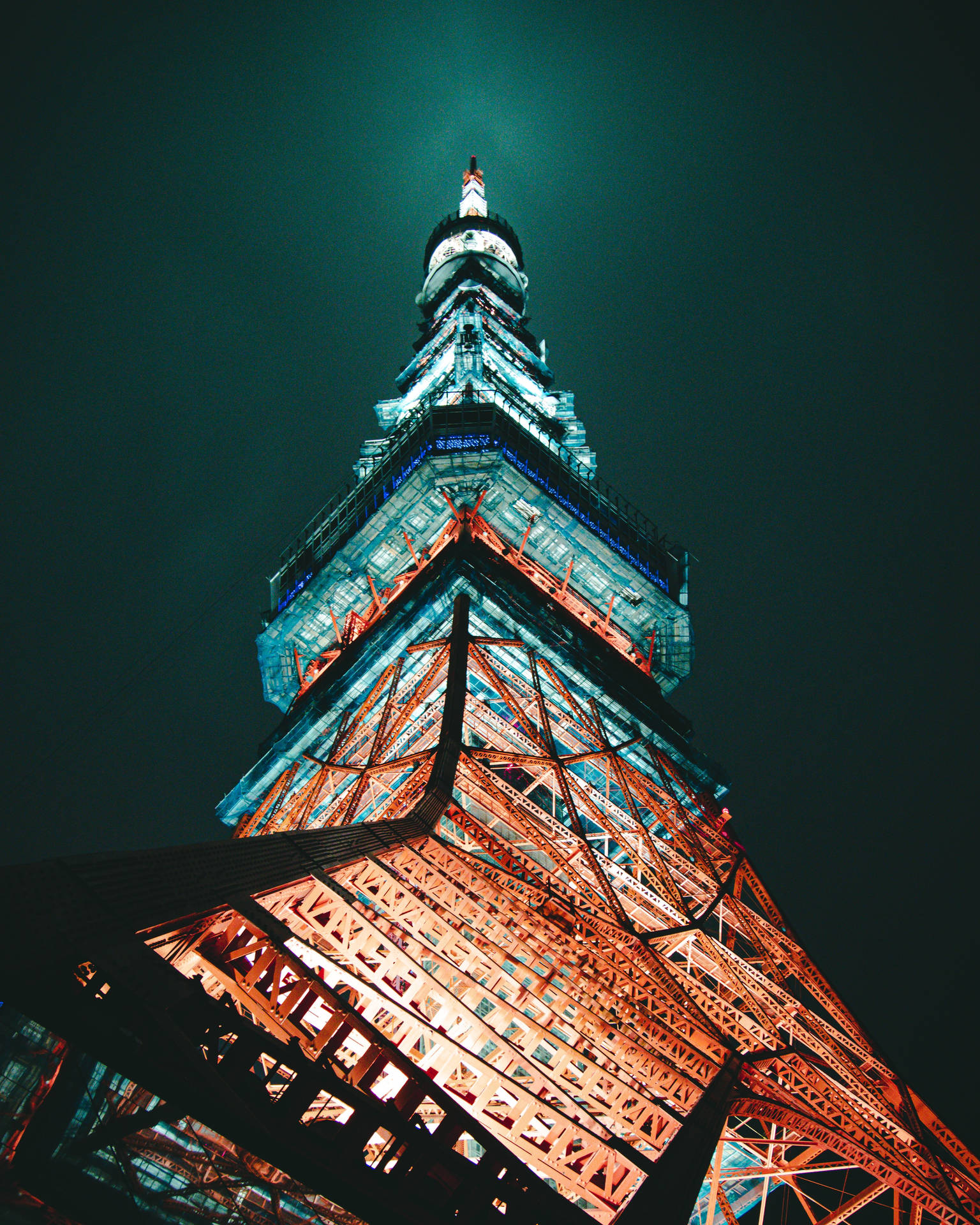 Blue Red Lights Tokyo Tower Background