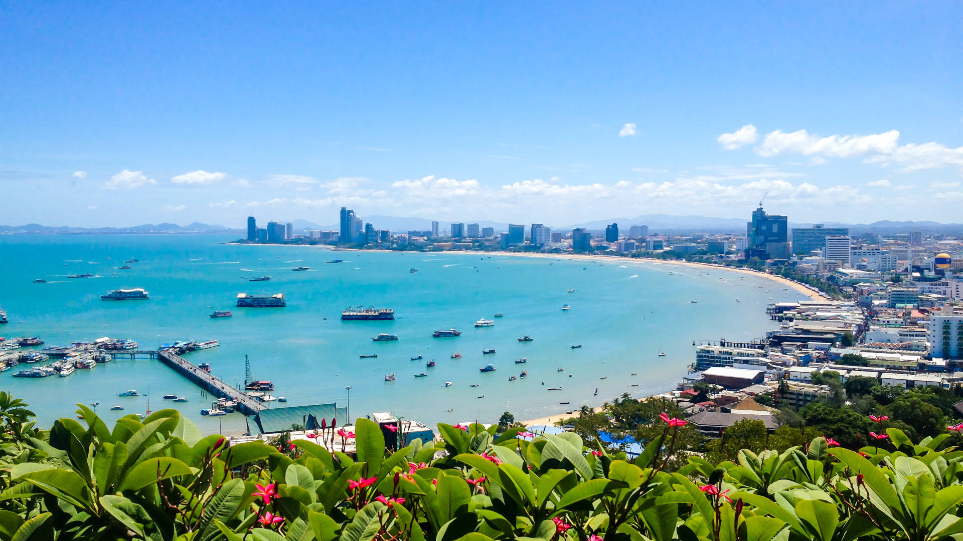 Blue Sea In Pattaya Background