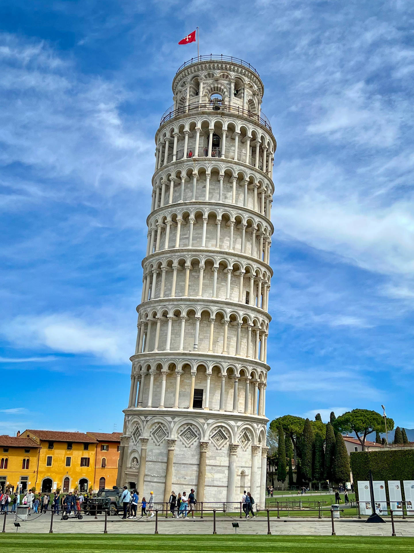 Blue Sky Behind Pisa Tower Background