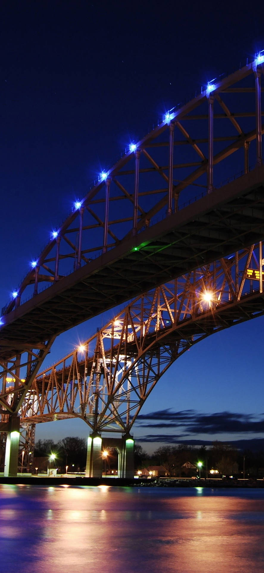 Blue Water Bridge In Americal Iphone Background