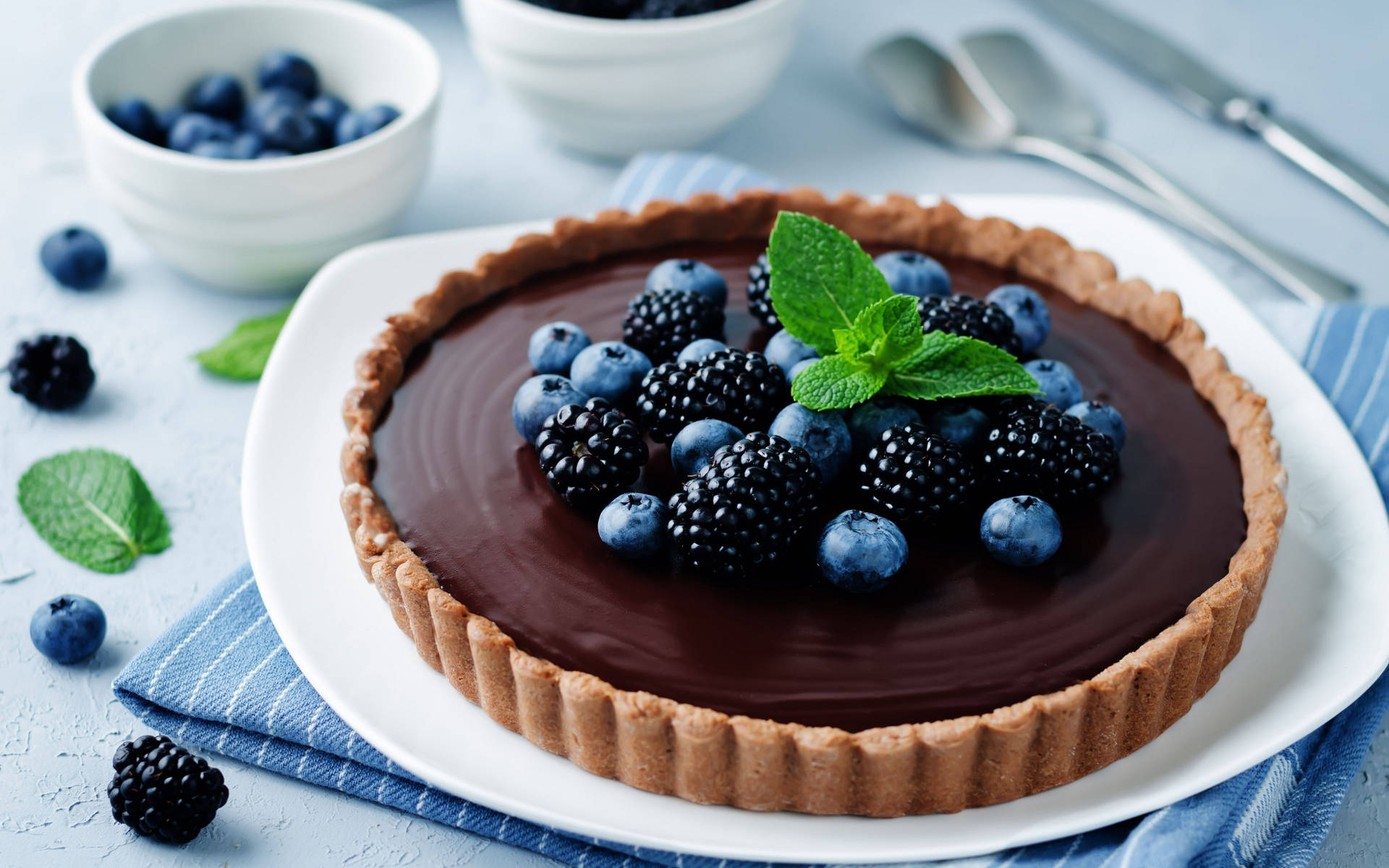 Blueberry Chocolate Tart Desserts Background