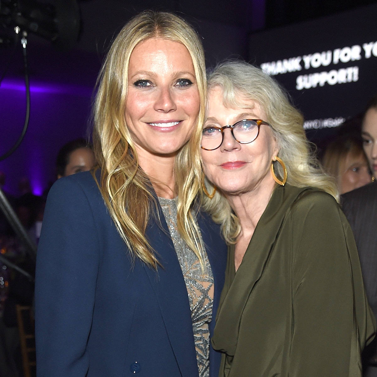 Blythe Danner With Daughter Background