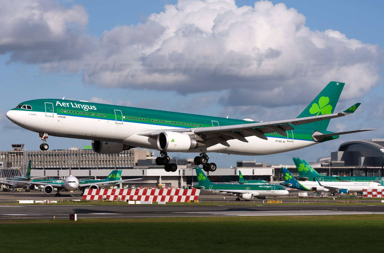 Boarding Plane By Aer Lingus Aviation Background