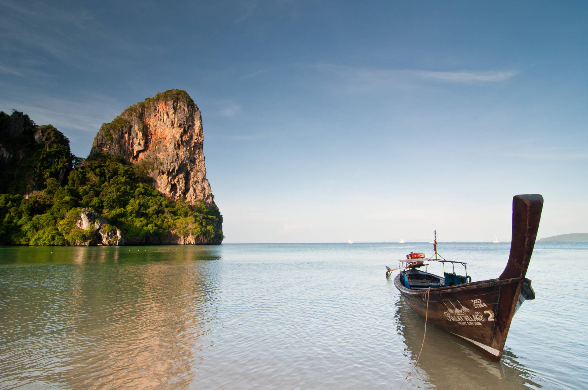 Boat On Railay Beach Background