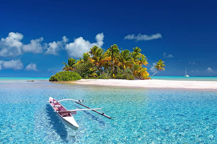 Boating At The Marshall Islands