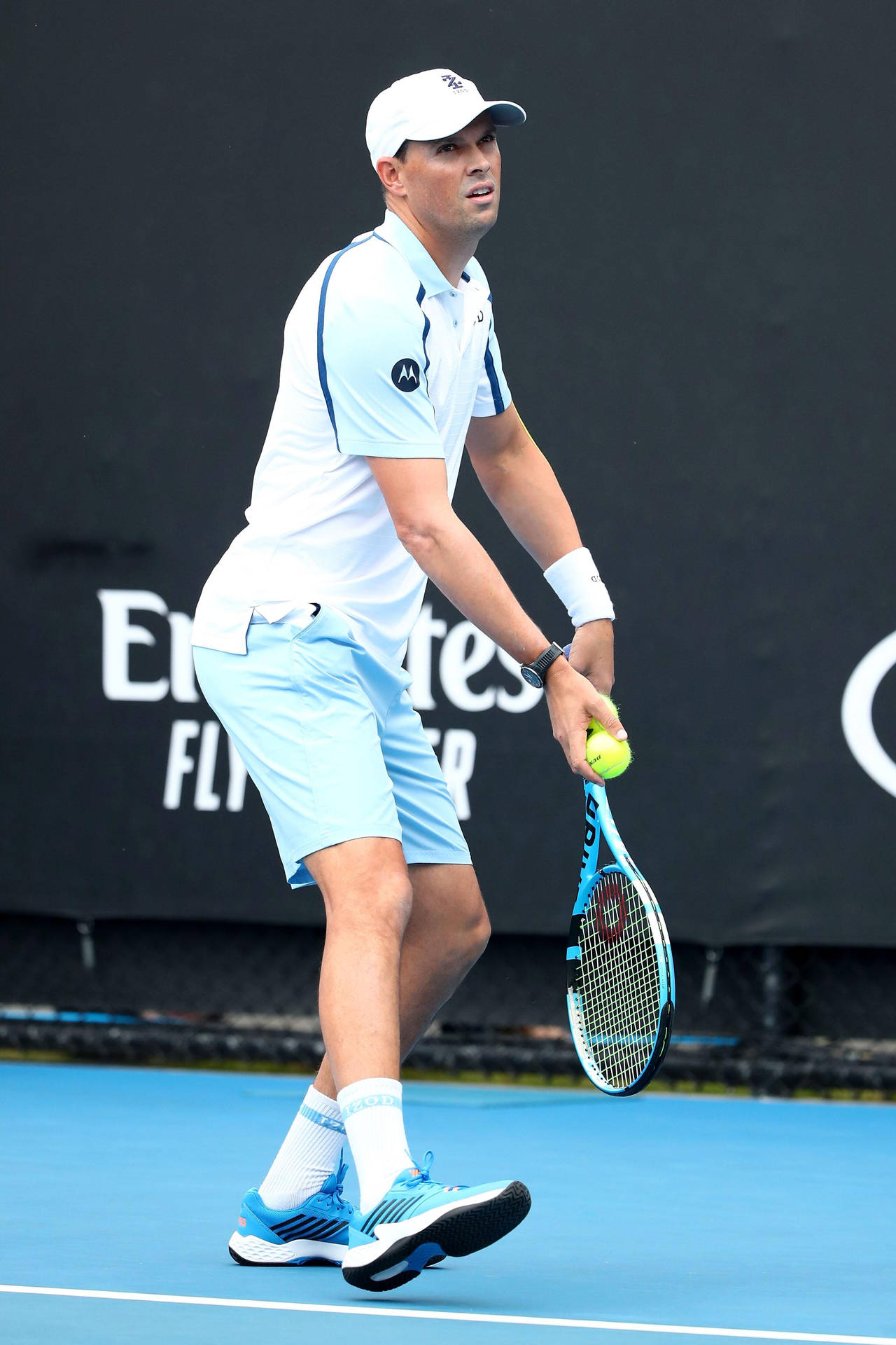 Bob Bryan Expertly Executing A Tennis Serve