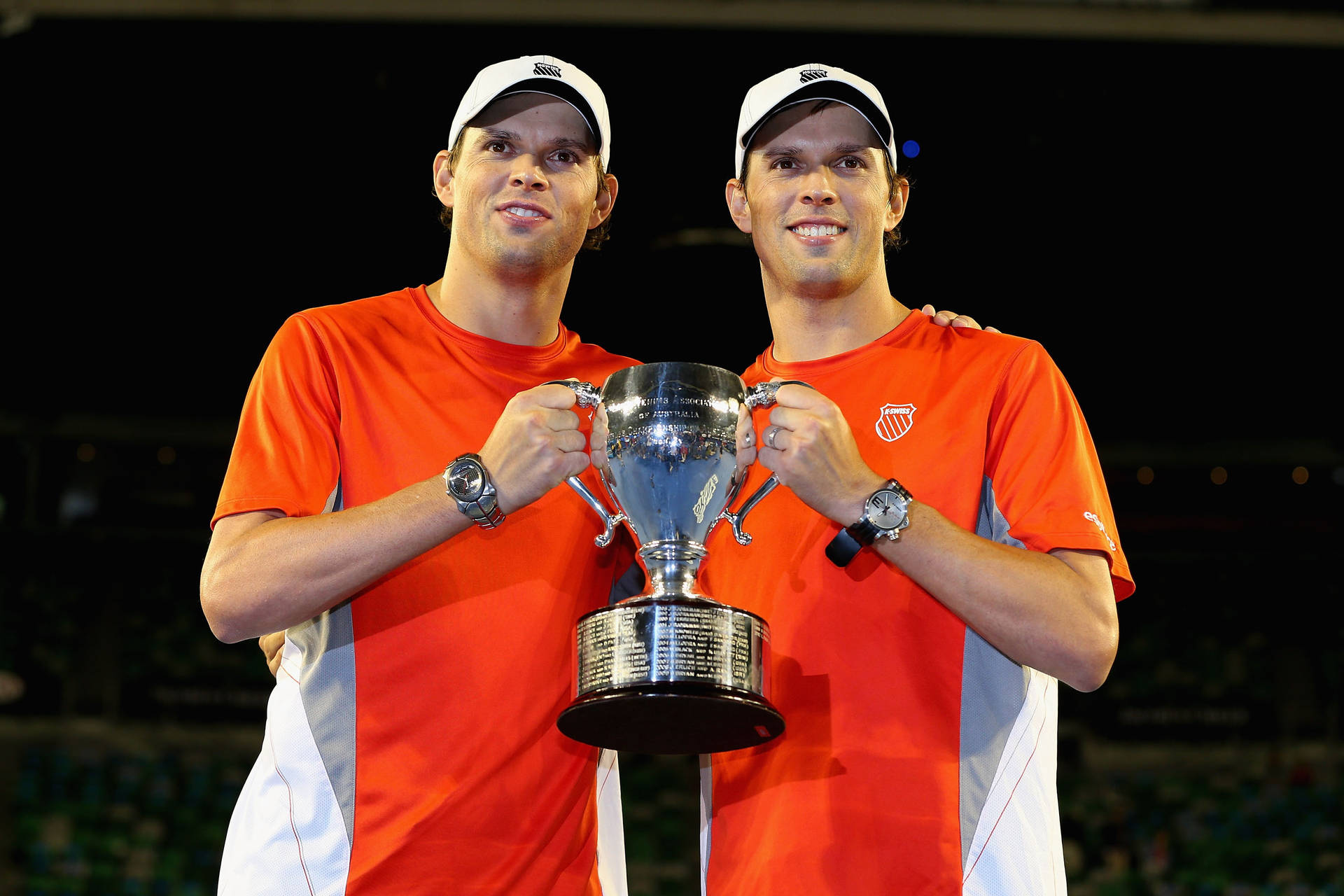 Bob Bryan Posing With Twin Brother, Mike Bryan