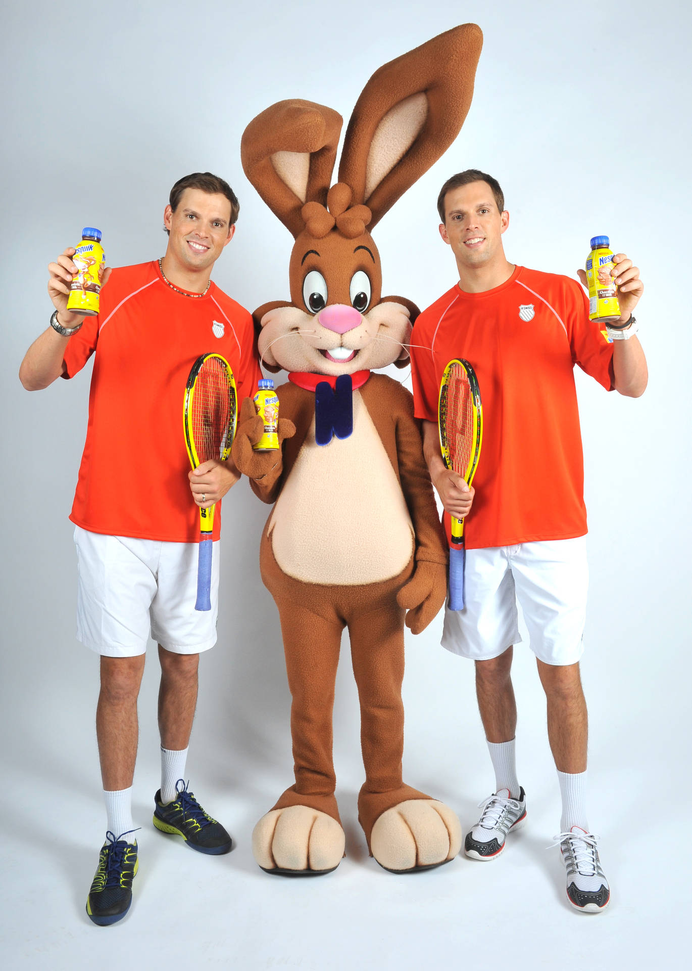 Bob Bryan With Nesquik Bunny