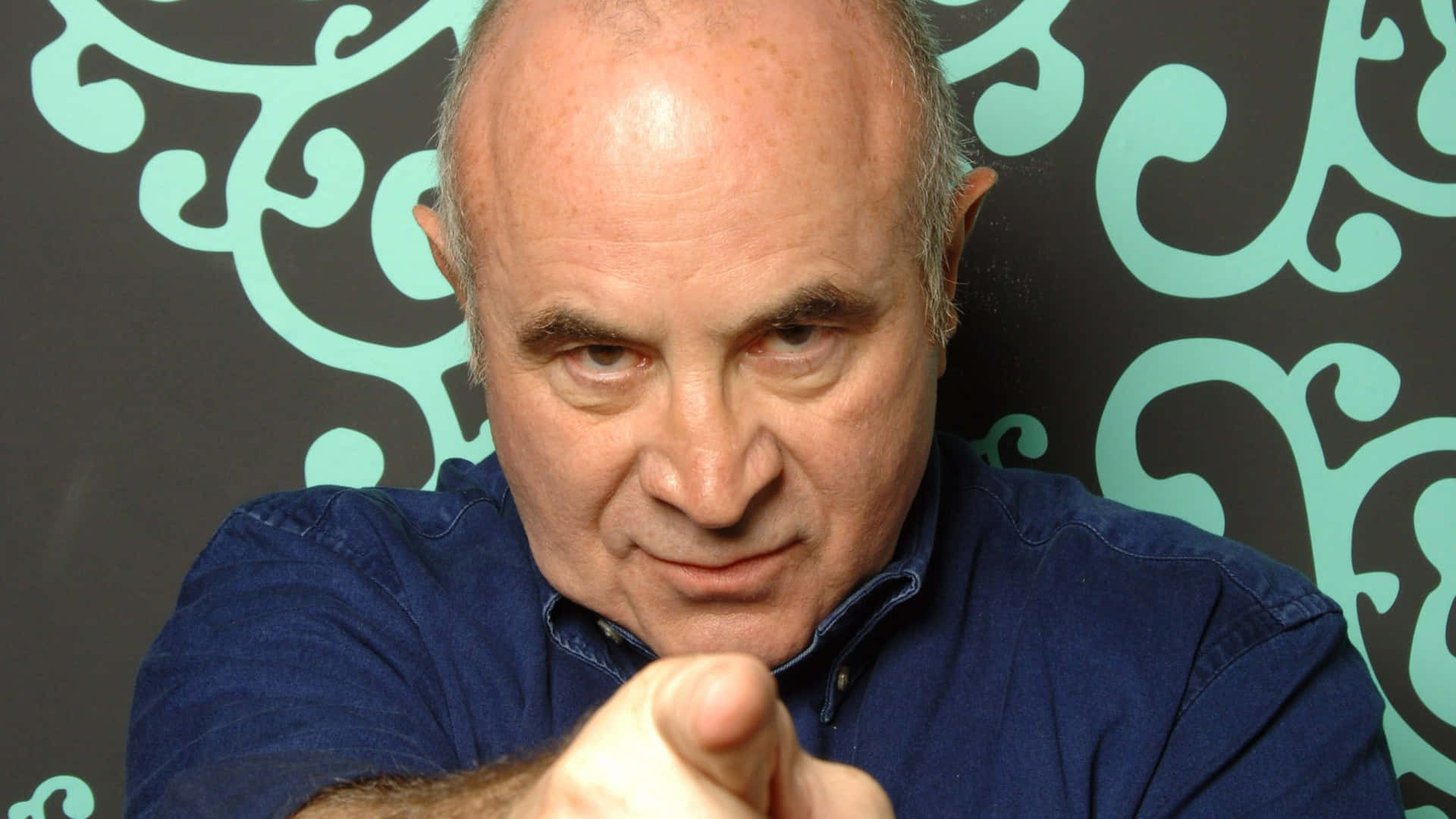 Bob Hoskins [wallpaper] Background