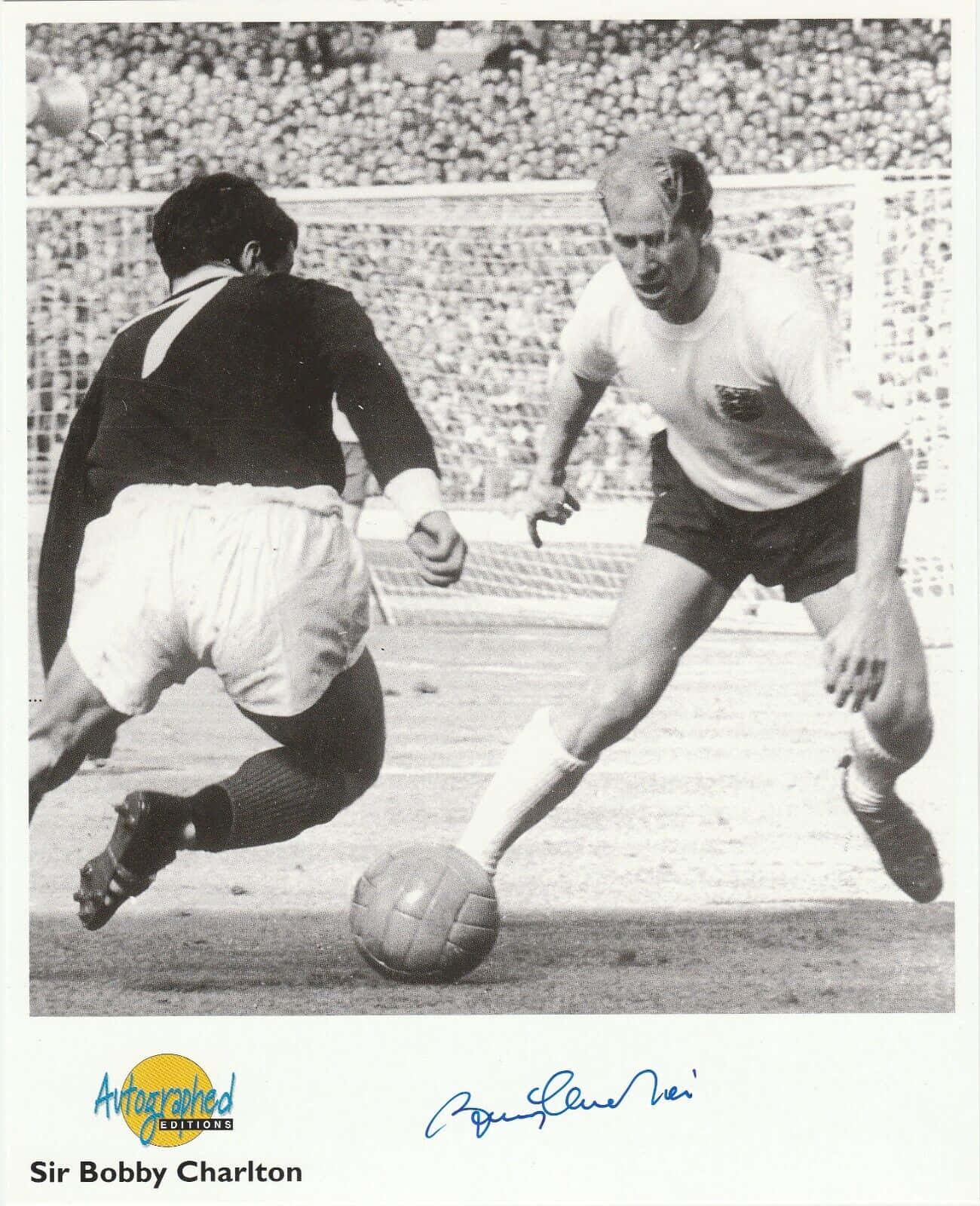 Bobby Charlton England Fc Autographed Photography Background