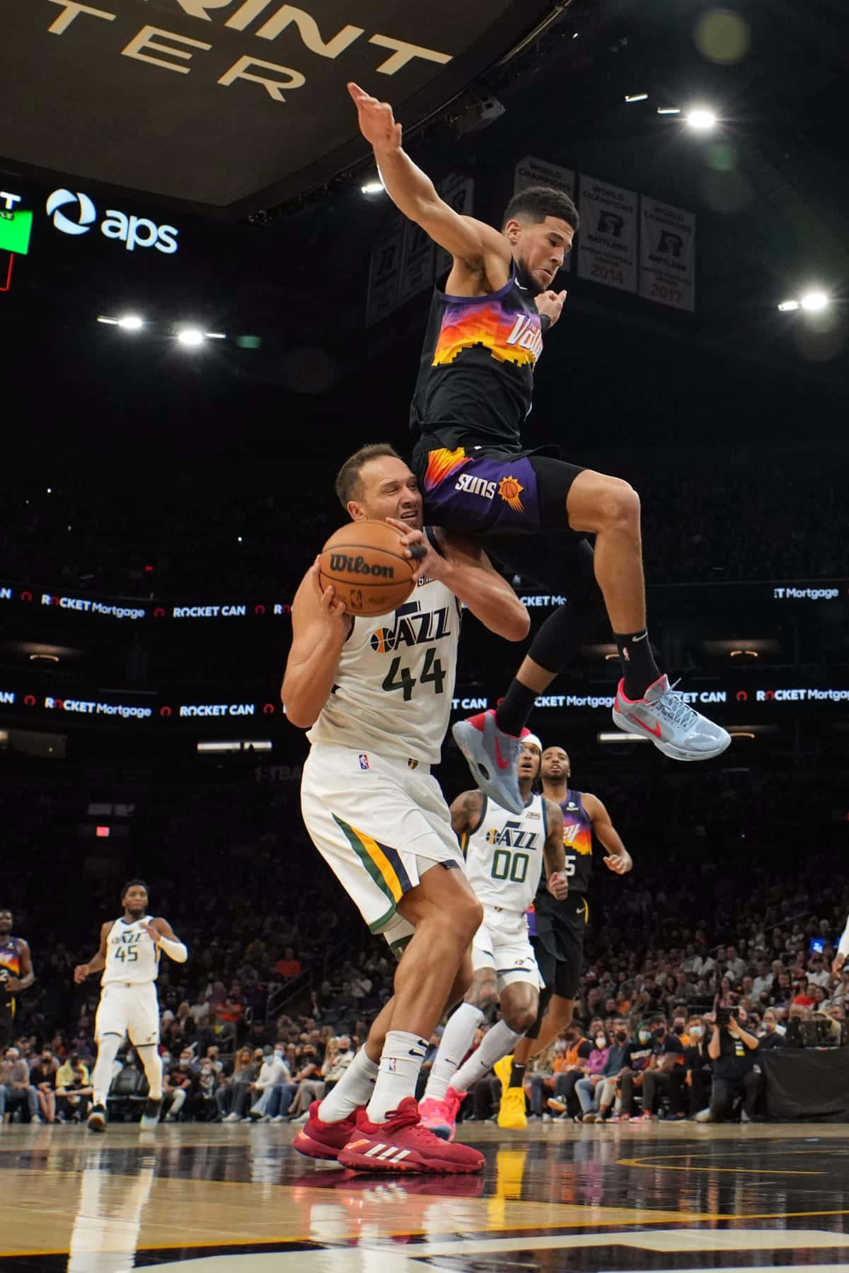 Bojan Bogdanovic Nba Utah Jazz Background