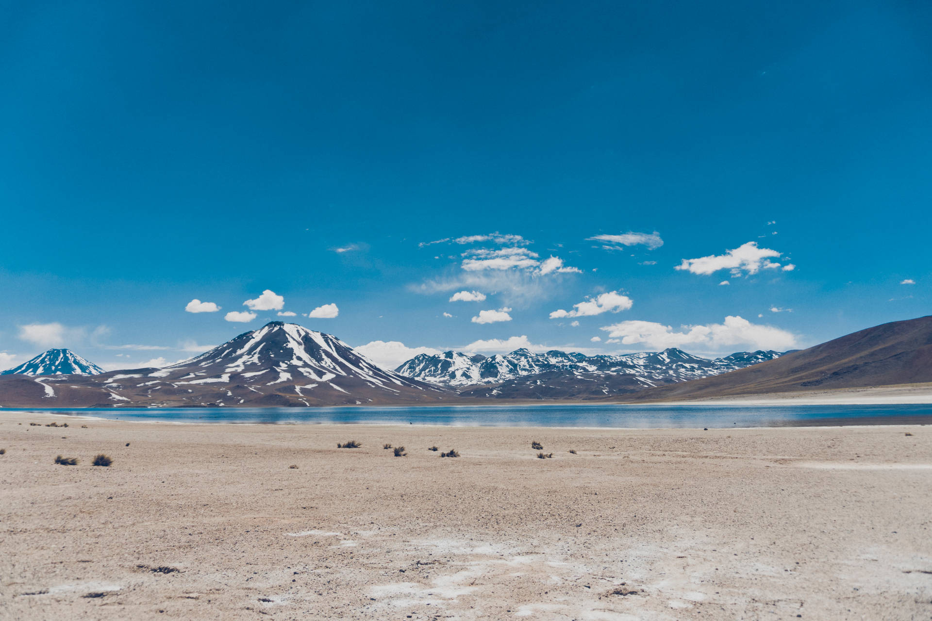 Bolivia Lake Uyuni Background