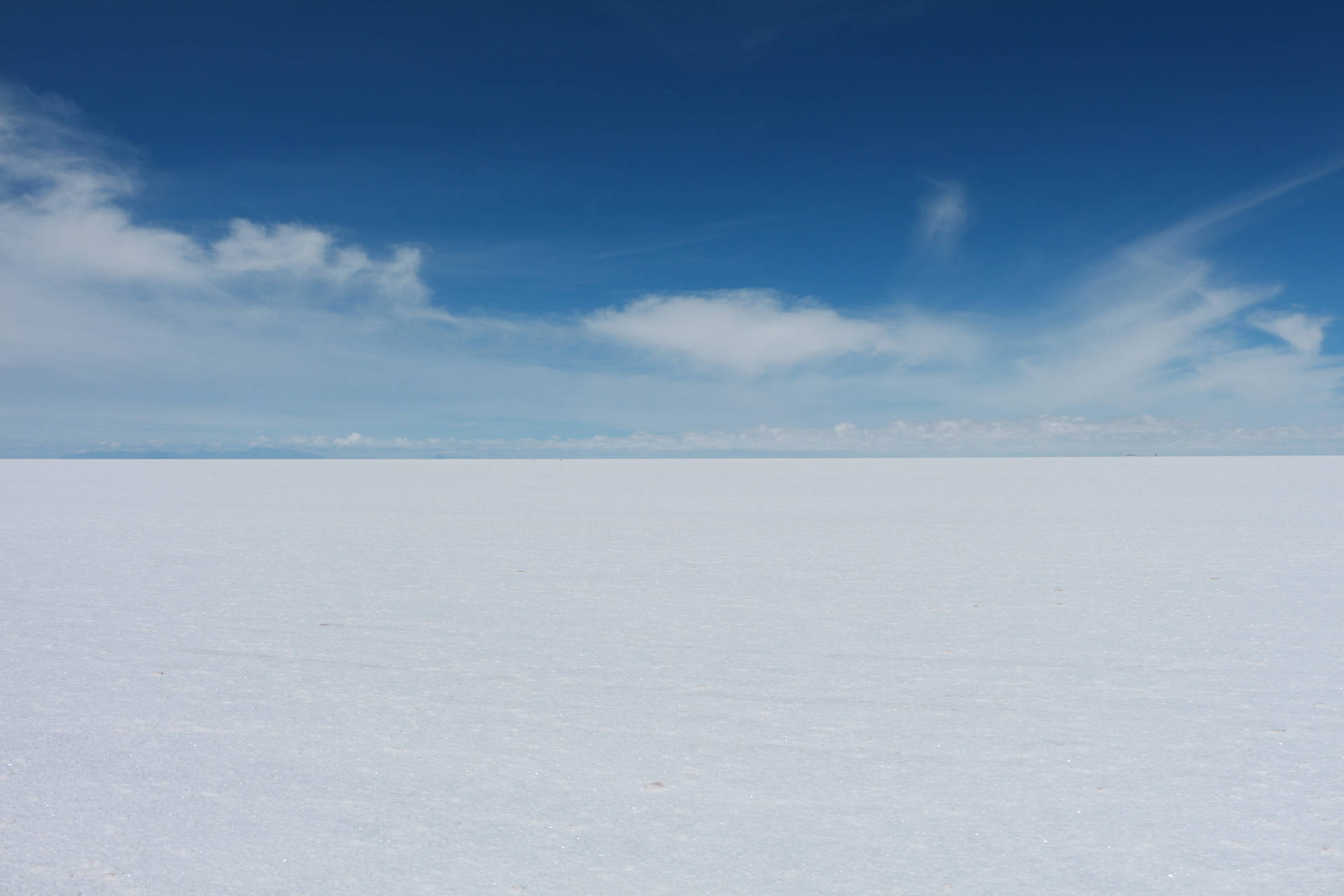 Bolivia Uyuni Salt Plains Background