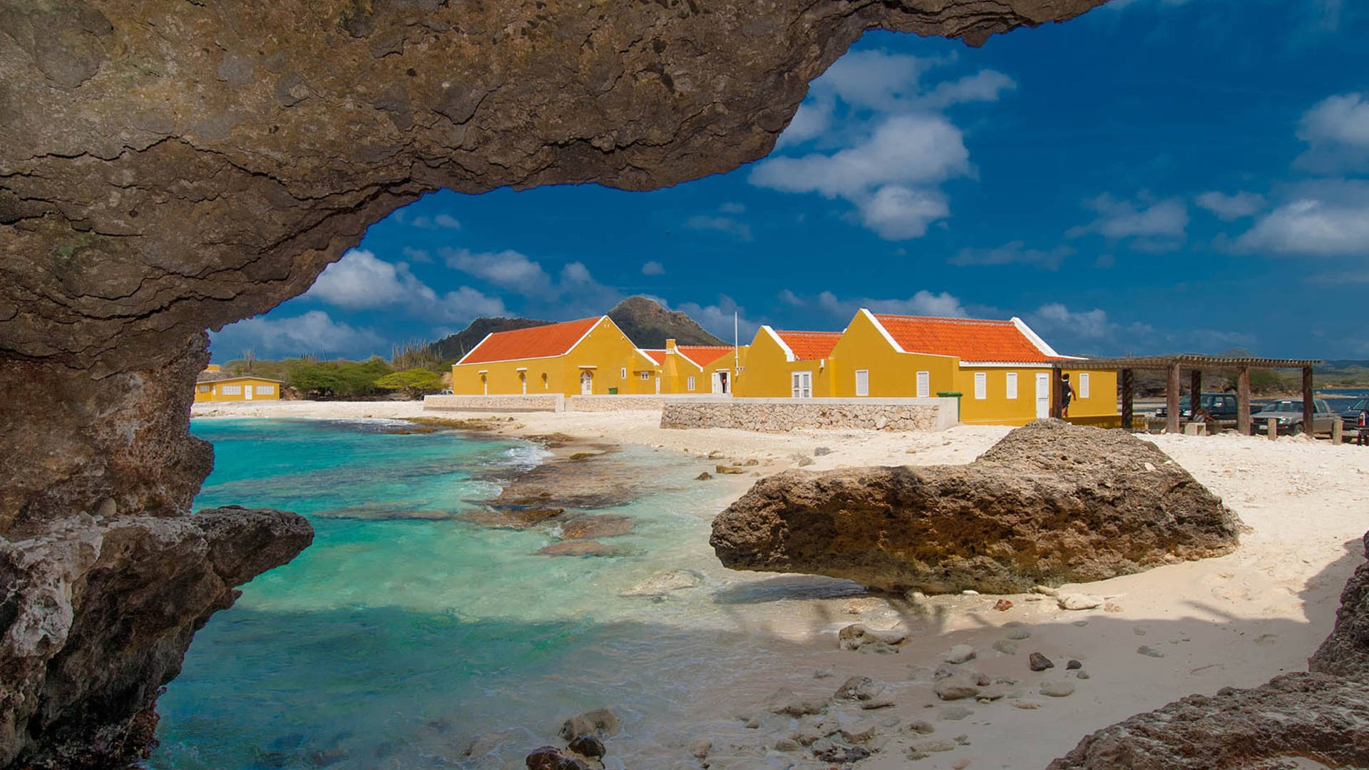 Bonaire Yellow Houses Background