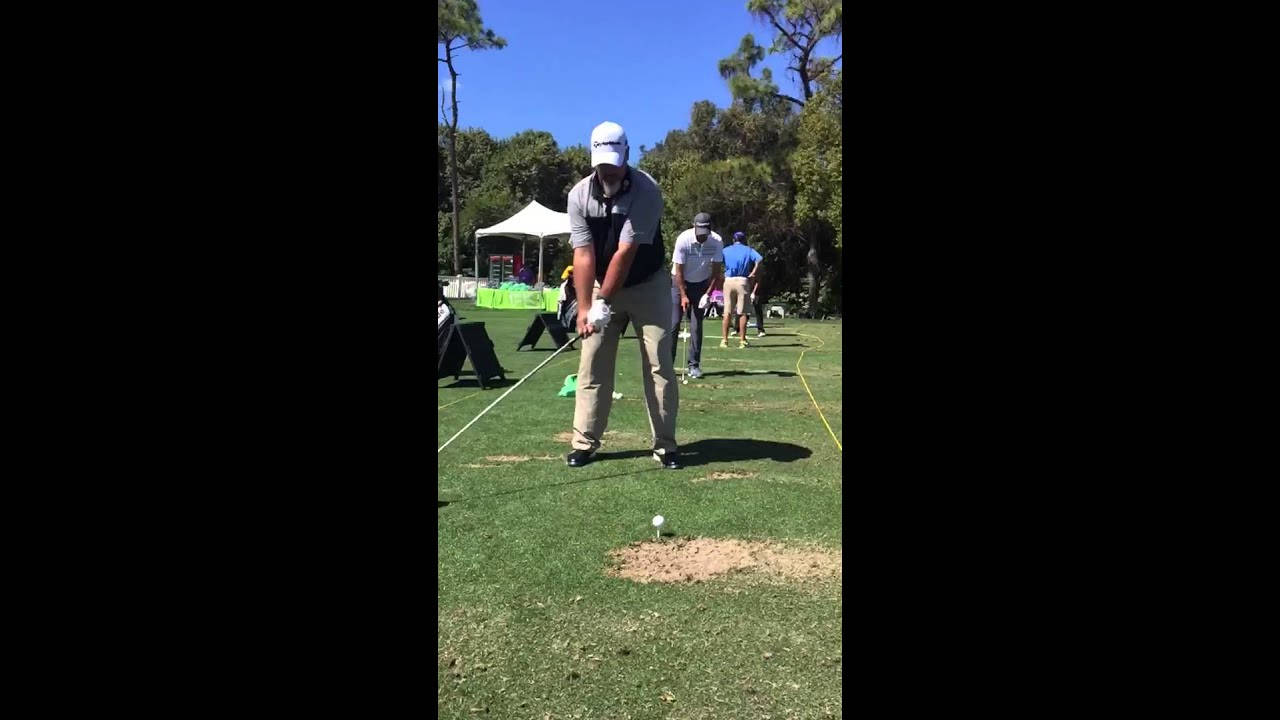 Boo Weekley Solid Pose Background