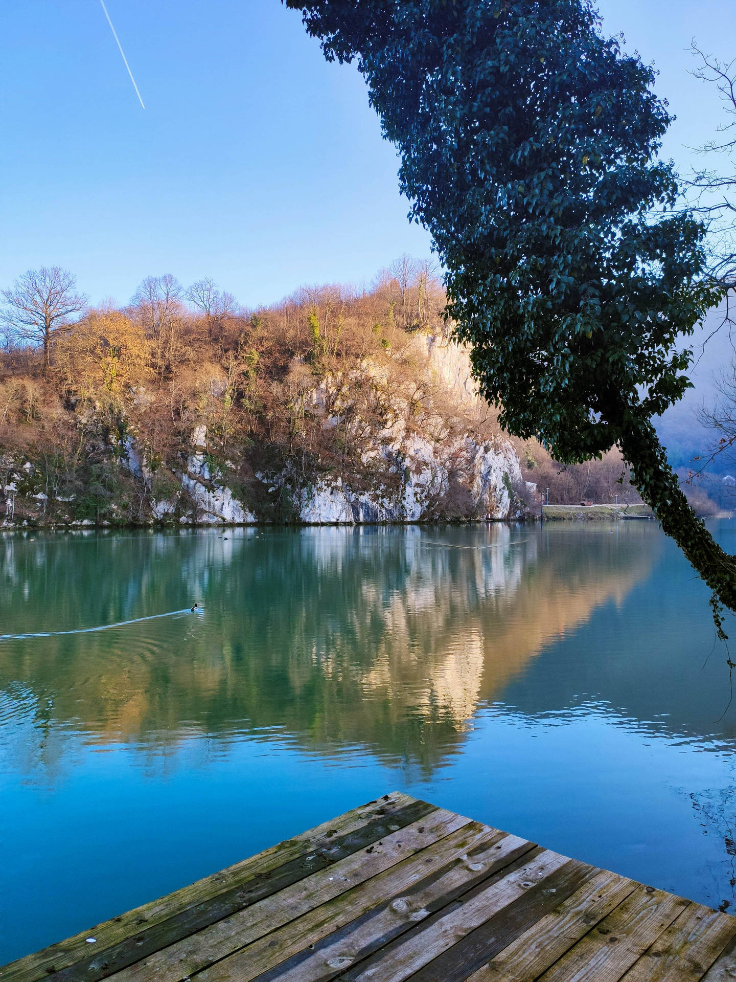 Bosnia And Herzegovina Jajce Lake Background