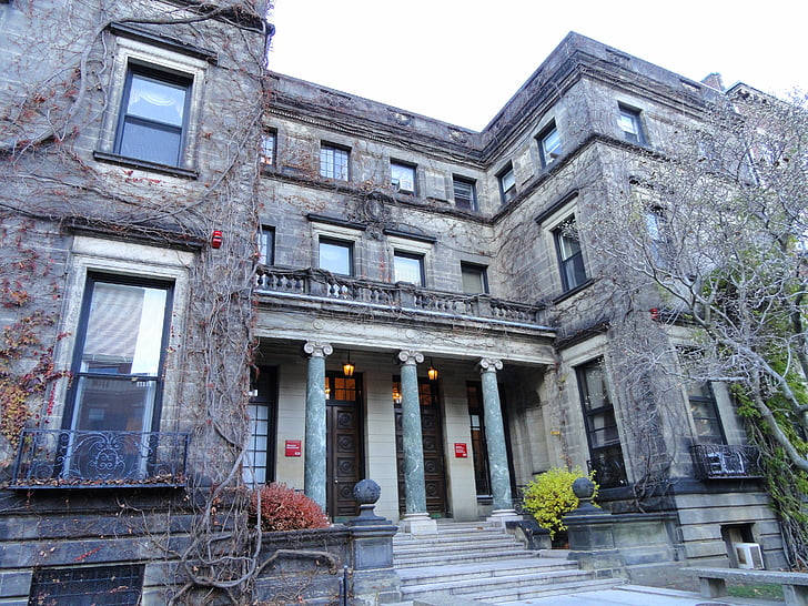 Boston University Global Studies Building