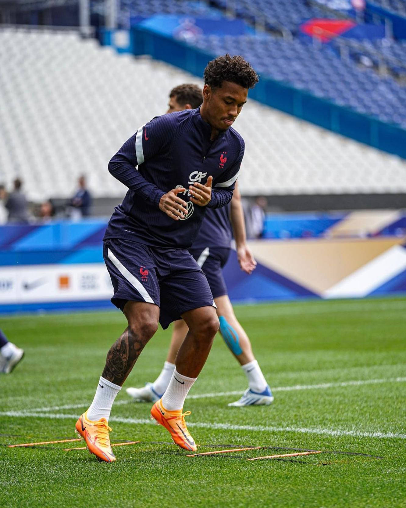 Boubacar Kamara During Practice Background