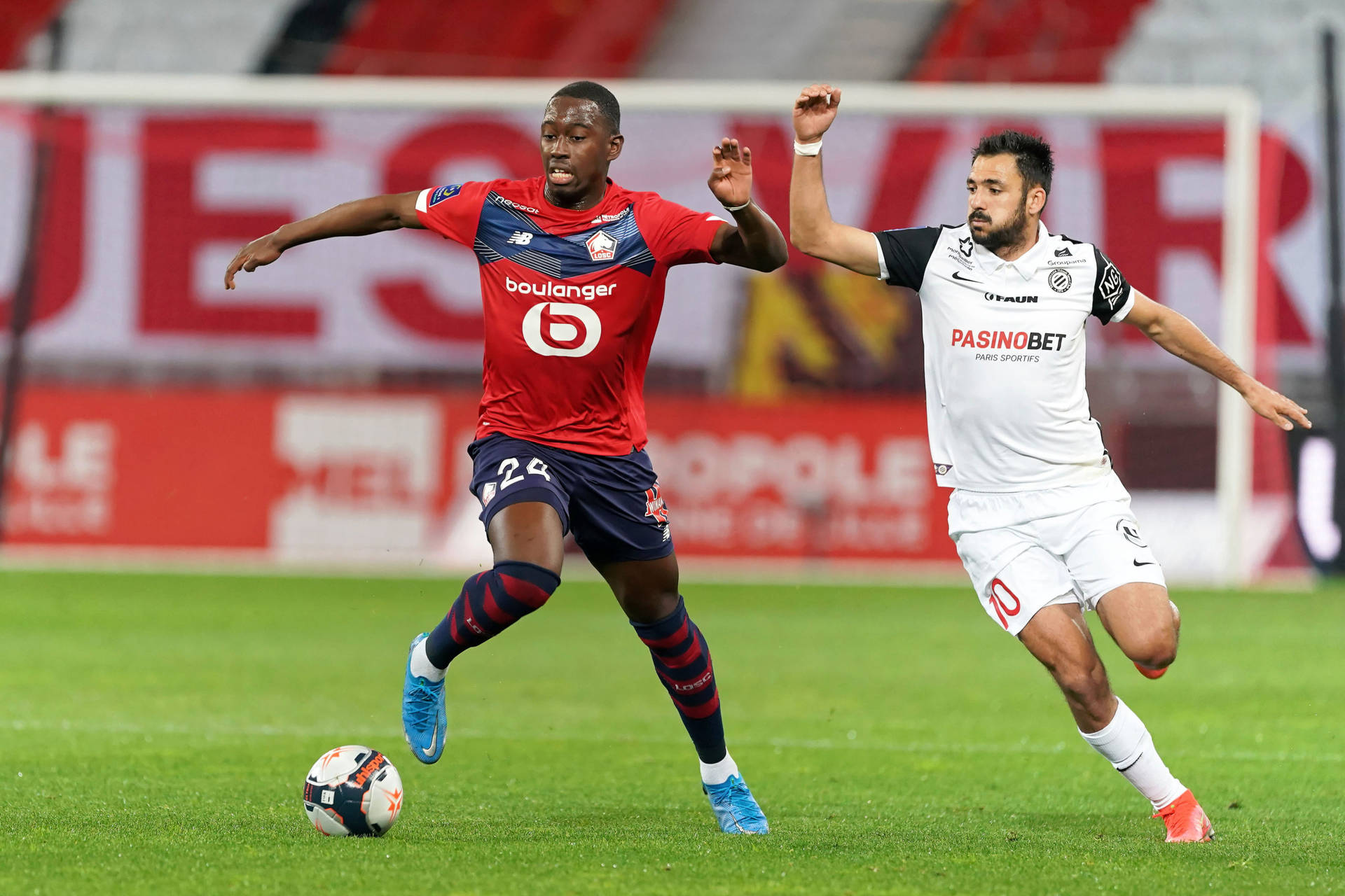 Boubakary Soumarein Action During Match Background