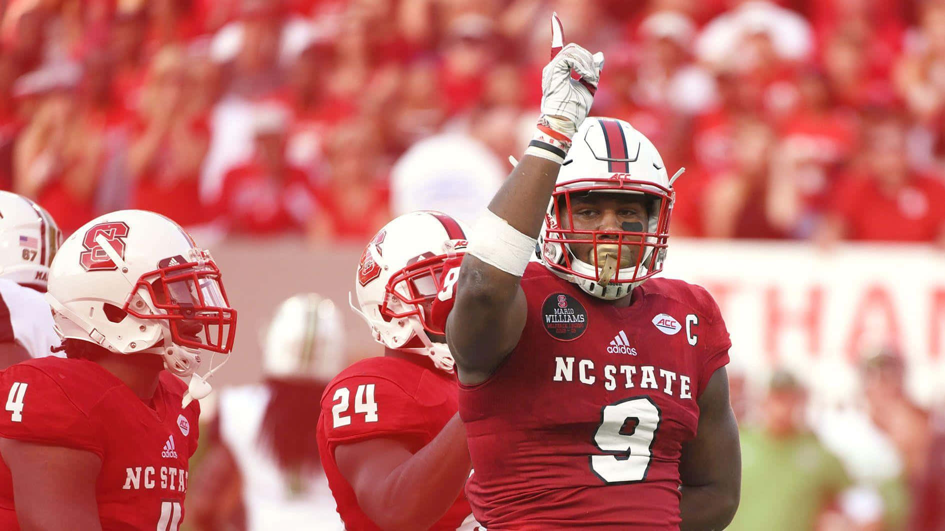 Bradley Chubb Nc State No.9 Background