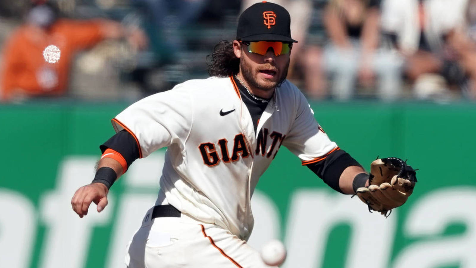 Brandon Crawford Ready To Catch A Ball