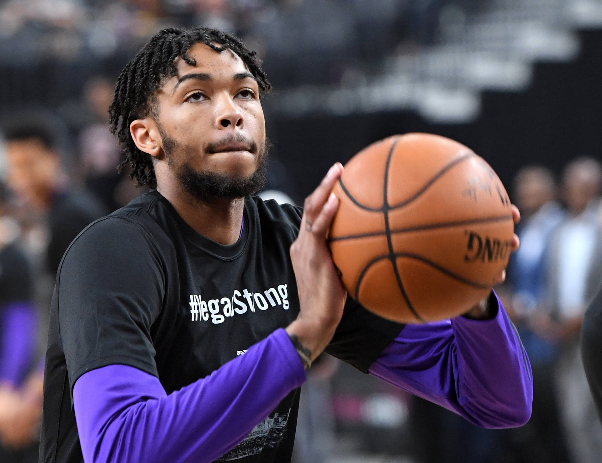 Brandon Ingram Shooting Stance Background