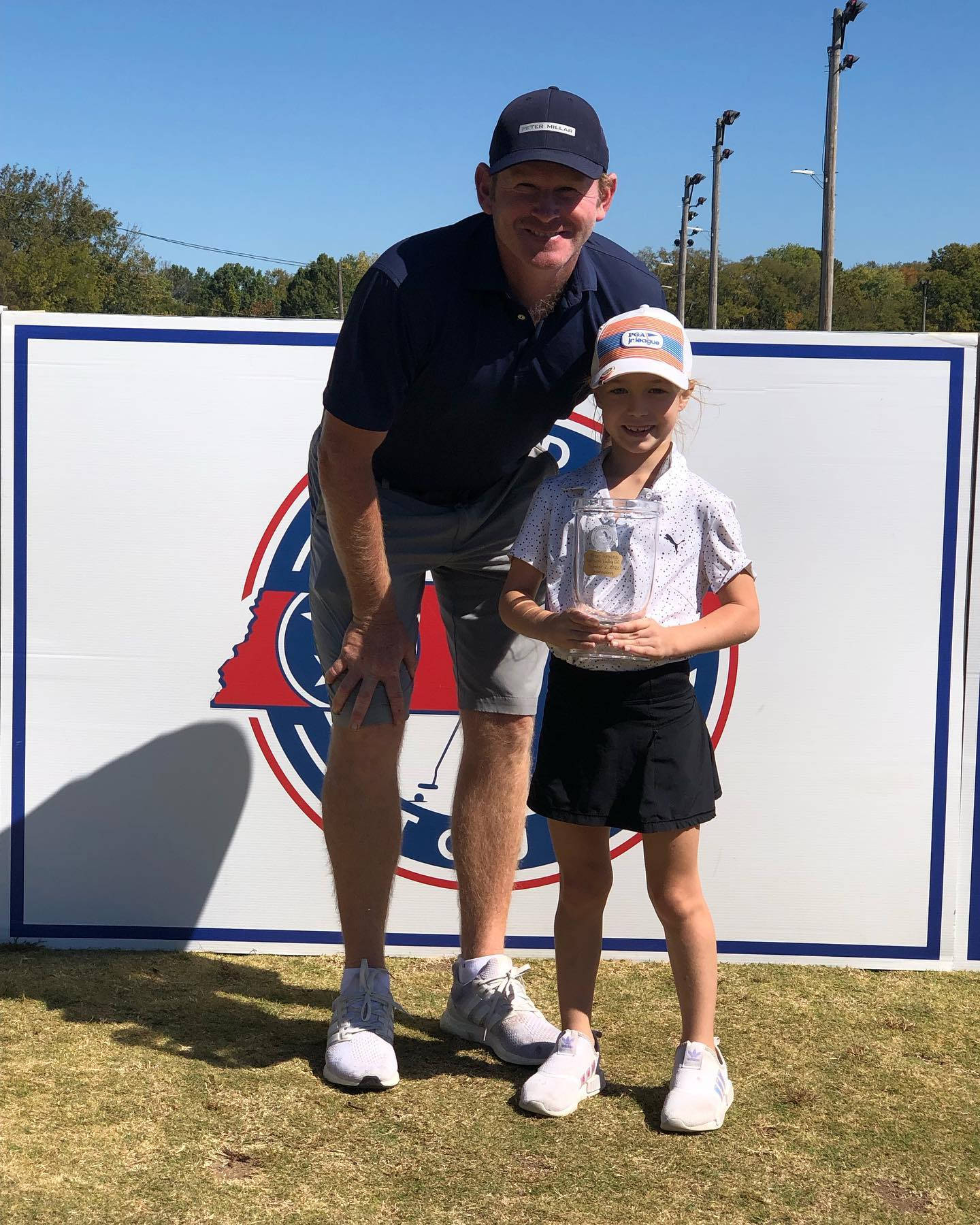 Brandt Snedeker And Young Girl Background