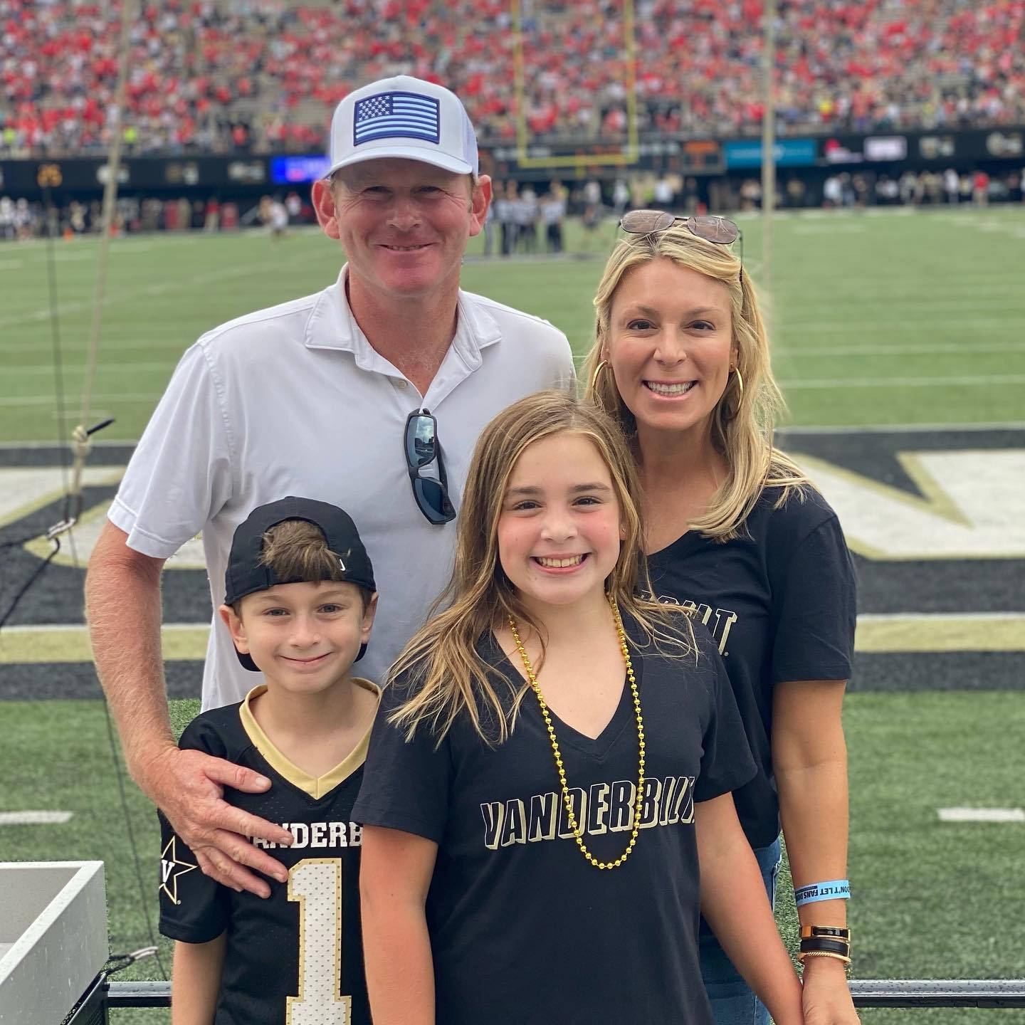 Brandt Snedeker Family At Vanderbilt Game Background