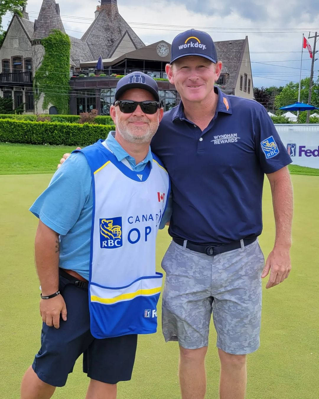 Brandt Snedeker With Canada Open Staff Background