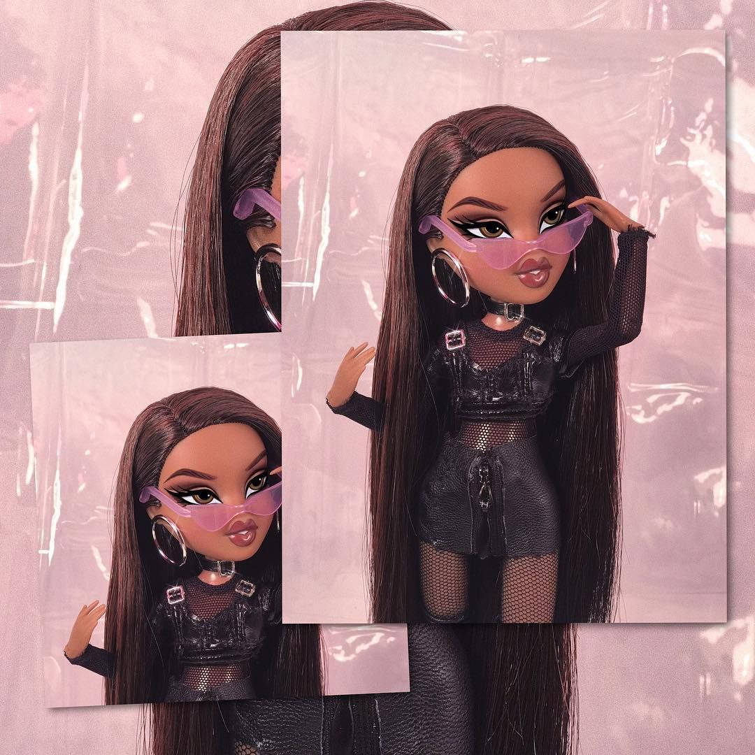 Bratz Dolls Black Outfit Pink Background Background