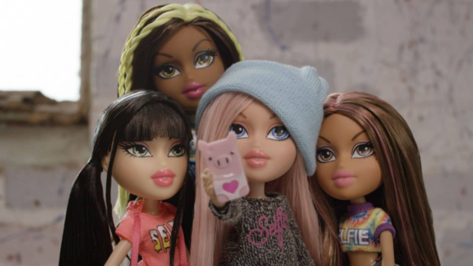 Bratz Dolls Selfie Background