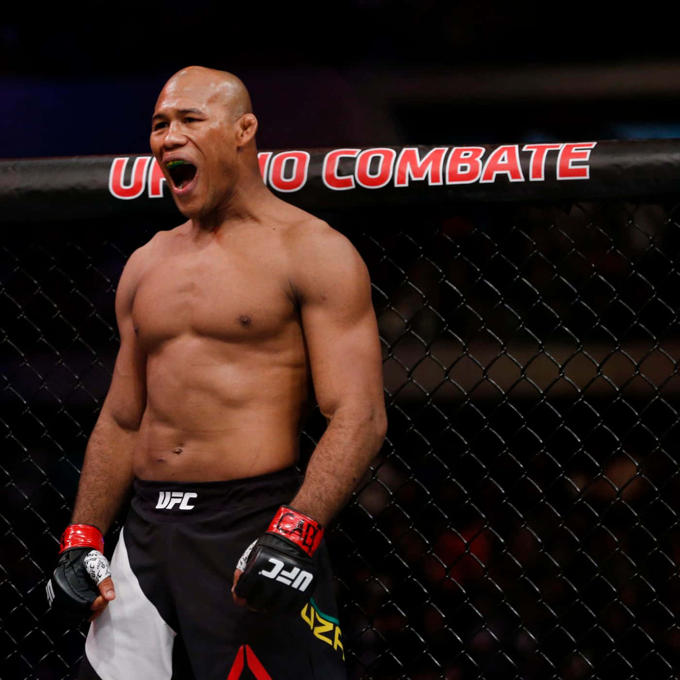 Brazilian Ufc Fighter Ronaldo Souza Shouting Background