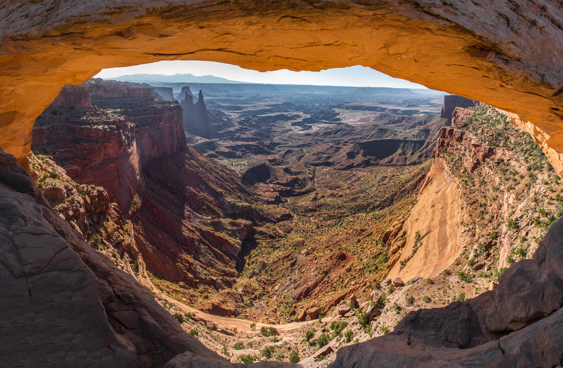 Breathtaking Canyonlands National Park Rock Formation Background