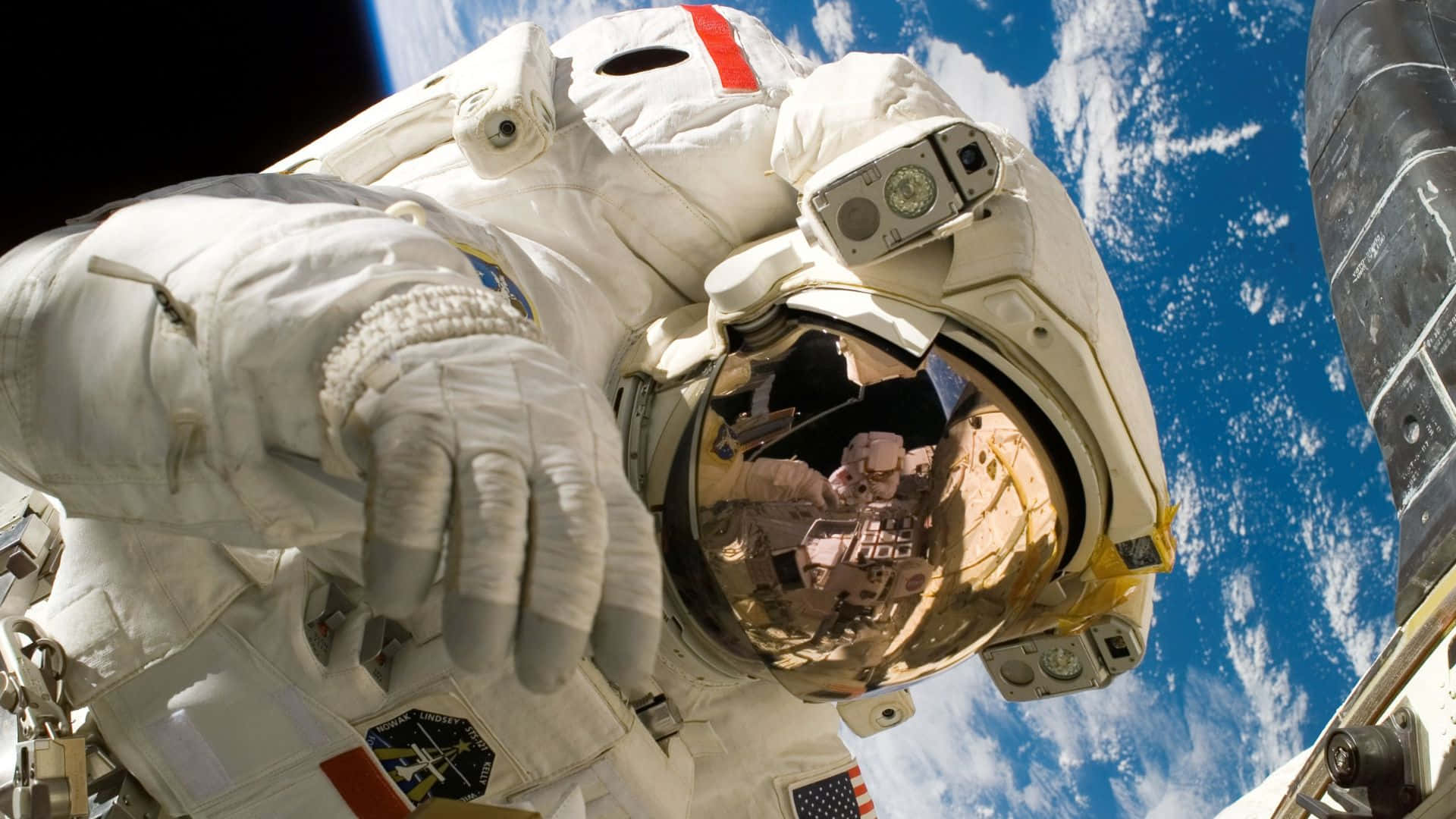 Breathtaking Live Space Wallpaper Background