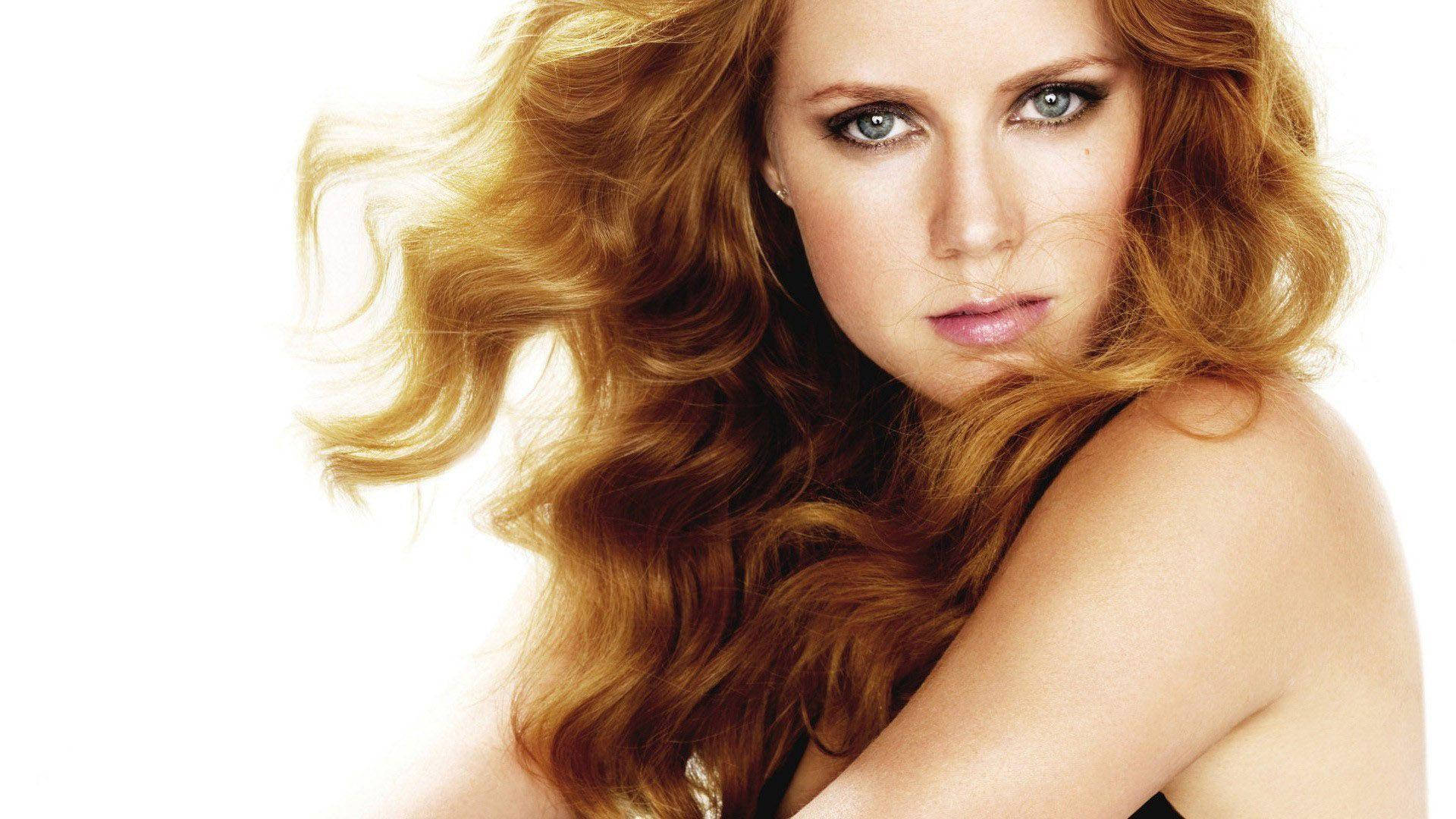 Breathtaking Photo Of Amy Adams Background