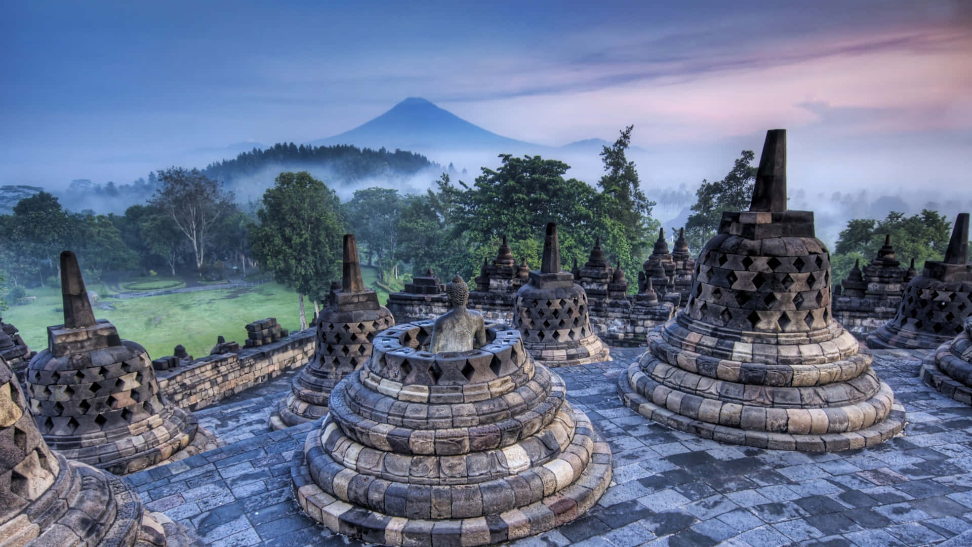 Breathtaking View At Night Of Borobudur Temple Background