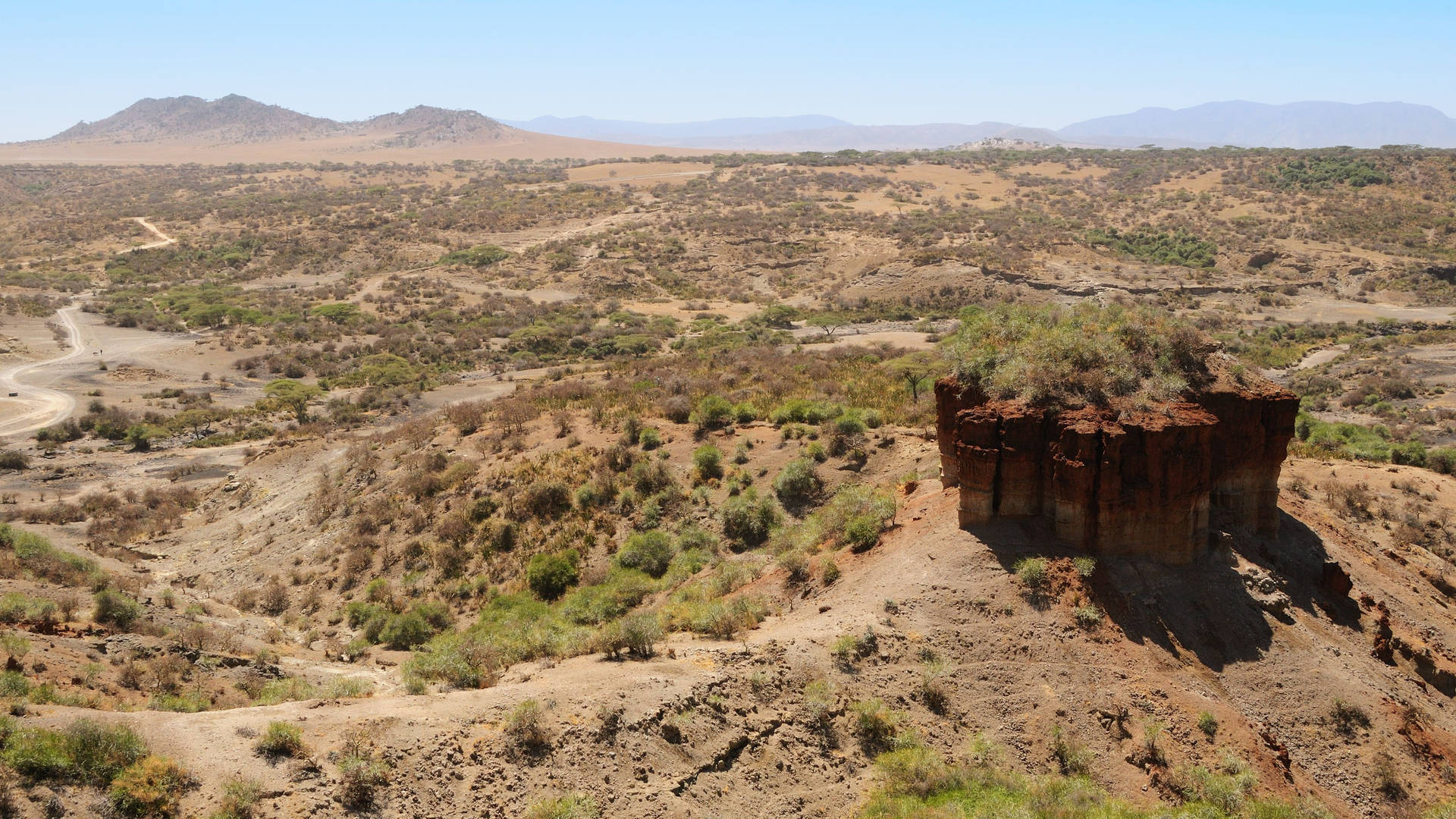 Breathtaking View Of Olduvai Gorge, Tanzania Background