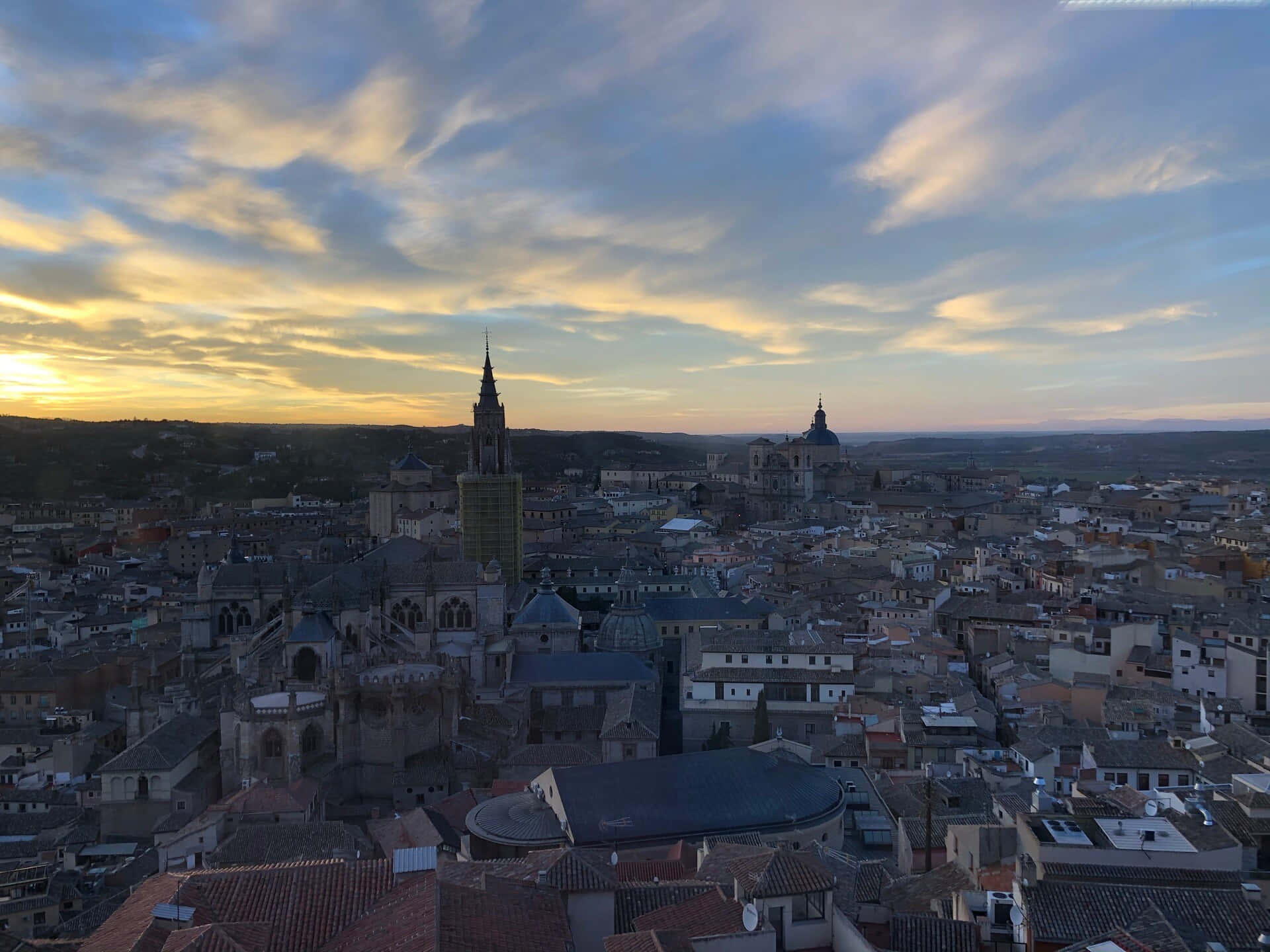 Breathtaking View Of Toledo Cathedral In Spain Background