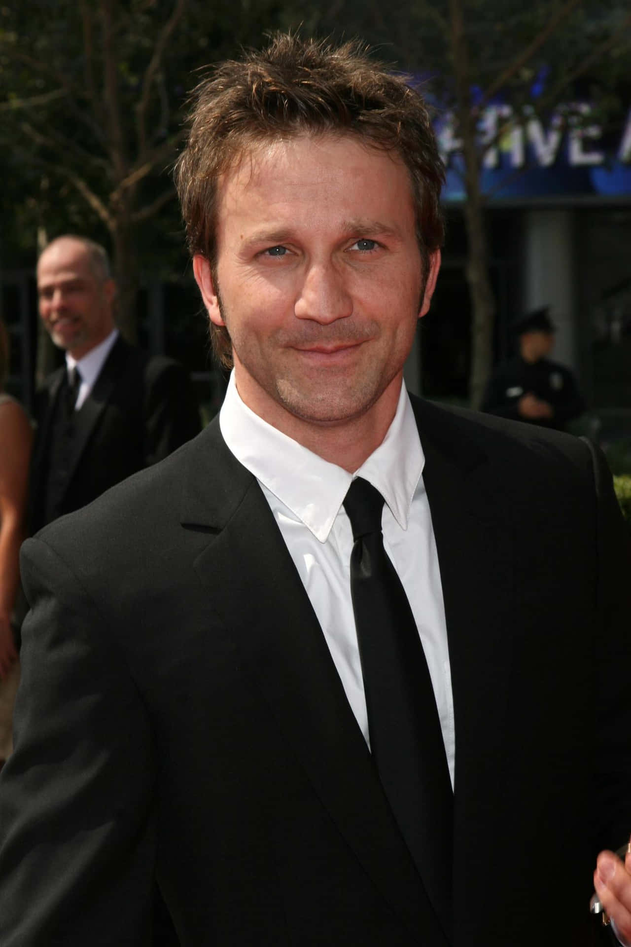 Breckin Meyer [wallpaper] Background